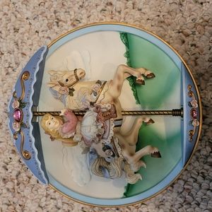 Vintage Bradford Exhange music box